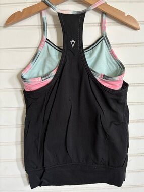 IVIVVA by LULULEMON girls size 6 Double Dutch tank